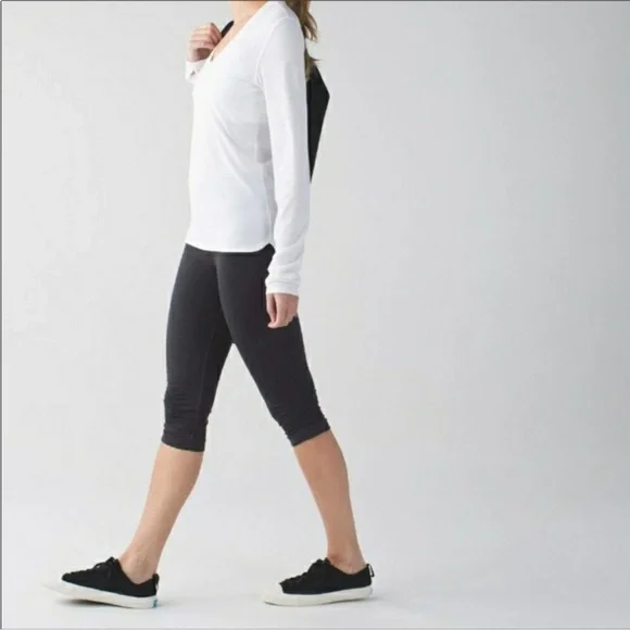 Lululemon In The Flow Crop II Heathered Inkwell grey Sz 4 compression leggings - Picture 2 of 12